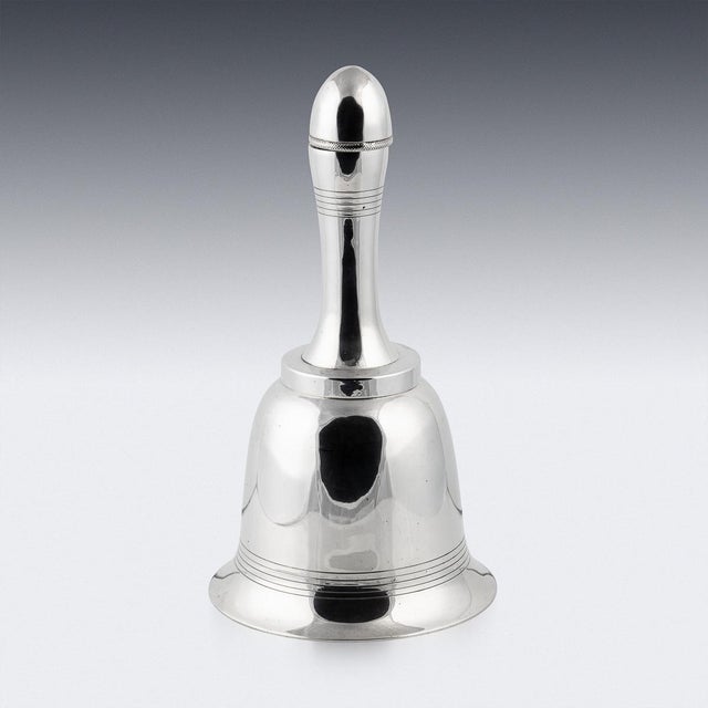 Vintage Silver Plated Bell-Form Cocktail Shaker from Hukin & Heath, 1930 For Sale - Image 3 of 14