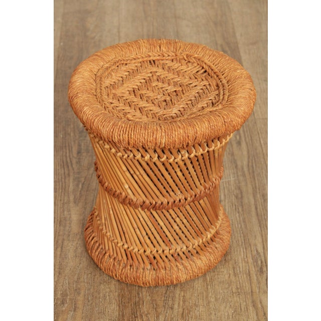 Woven Rattan Pedestal Coffee Table & Two Stands - Set of 3 For Sale In Philadelphia - Image 6 of 12