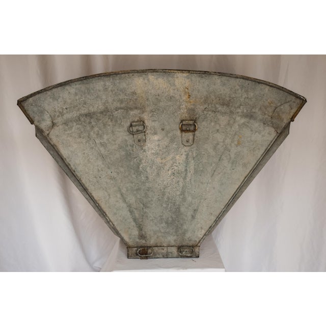 19th Century French Grape Hod For Sale In Houston - Image 6 of 8