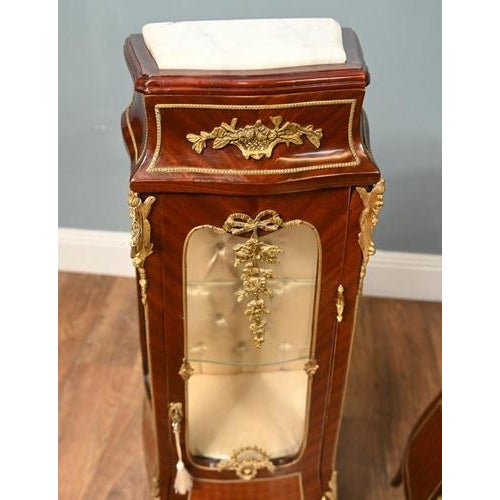 Louis XV Revival French Display Cabinets, Set of 2 For Sale - Image 4 of 12