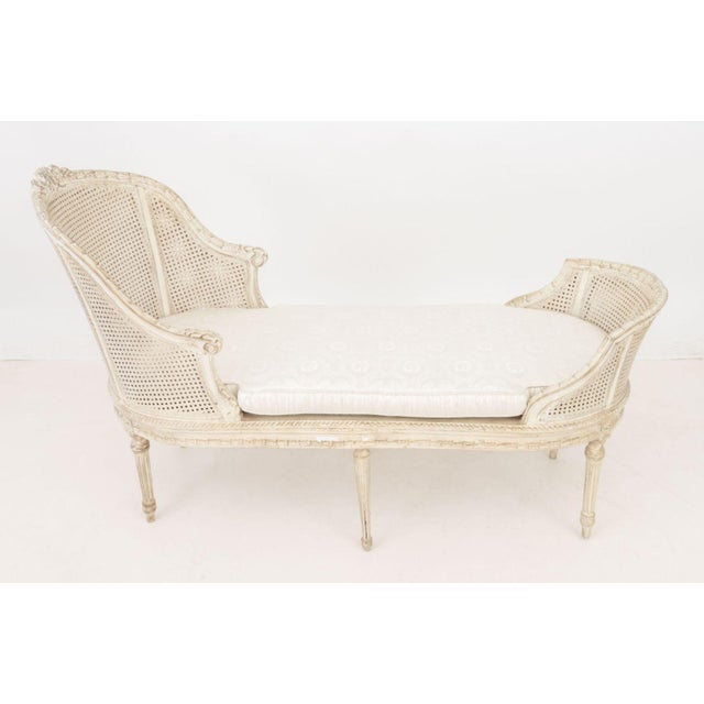 Louis XVI Style Caned Tete-a-Tete Chaise Longue For Sale - Image 4 of 10