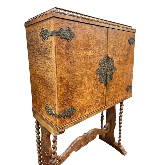William & Mary Revival Burl Walnut Cabinet on Stand, Circa 1920s, Attributed For Sale - Image 9 of 14