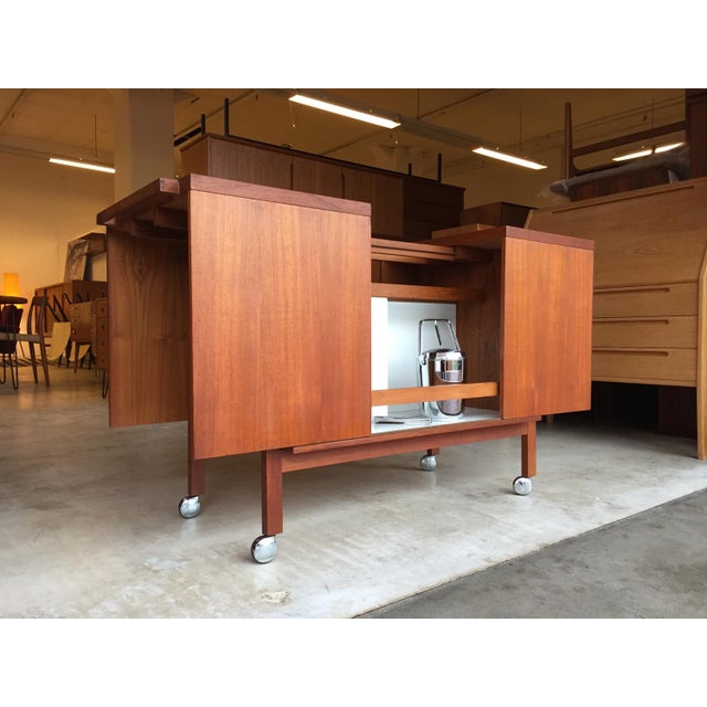 Mid-Century Modern Extendable Teak Bar Trolley by Niels Erik Glasdam, 1960s For Sale - Image 3 of 18