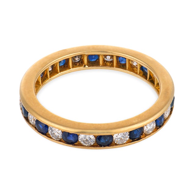 Contemporary Mid 20th Century Tiffany & Co. Sapphire Diamond 18k Yellow Gold Band Ring, Size 10 For Sale - Image 3 of 5