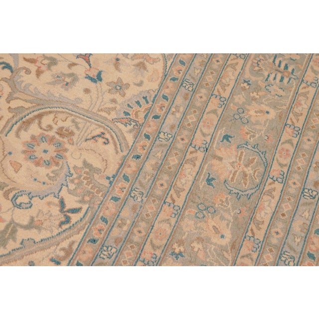 Boho Chic Gray/Gray Wool Rug - 9'10'' X 14'1'' For Sale In New York - Image 6 of 10