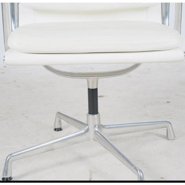 Mid 20th Century Authentic Charles & Ray Eames for Vitra Ea 208 White Leather Soft Pad Swivel Chair For Sale In Los Angeles - Image 6 of 8