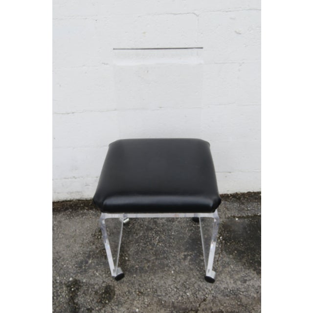 Textile Hollywood Regency Vintage Lucite Vanity Chair 6252 For Sale - Image 7 of 15