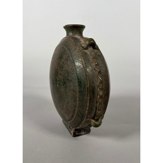 Green glazed earthenware gourd used by nomadic horsemen, China, Tang Dynasty (618-907) For Sale - Image 4 of 8