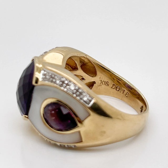 Vintage Owl/Parrot Bird Cocktail Ring in 18k Gold, Mother of Pearl, Diamond & Amethyst Size 7 For Sale - Image 4 of 12