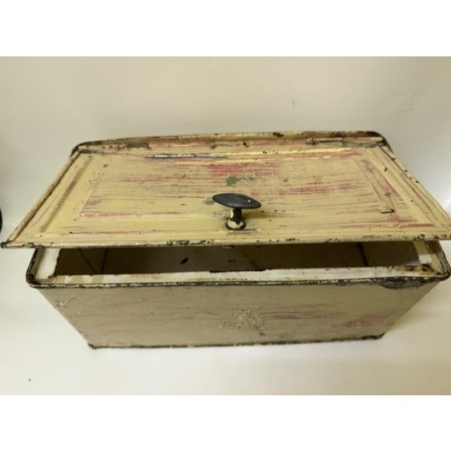 Antique White Mid 20th Century Primitive American Metal Bread Box With Original Green Under-Patina For Sale - Image 8 of 12