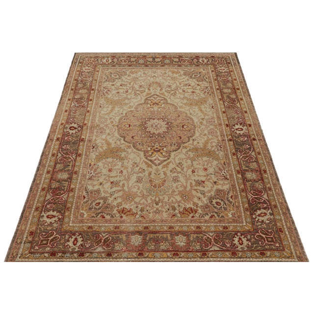 1930s Vintage Sivas Rug in Cream and Gold With Floral Medallion - Rug & Kilim For Sale - Image 5 of 8