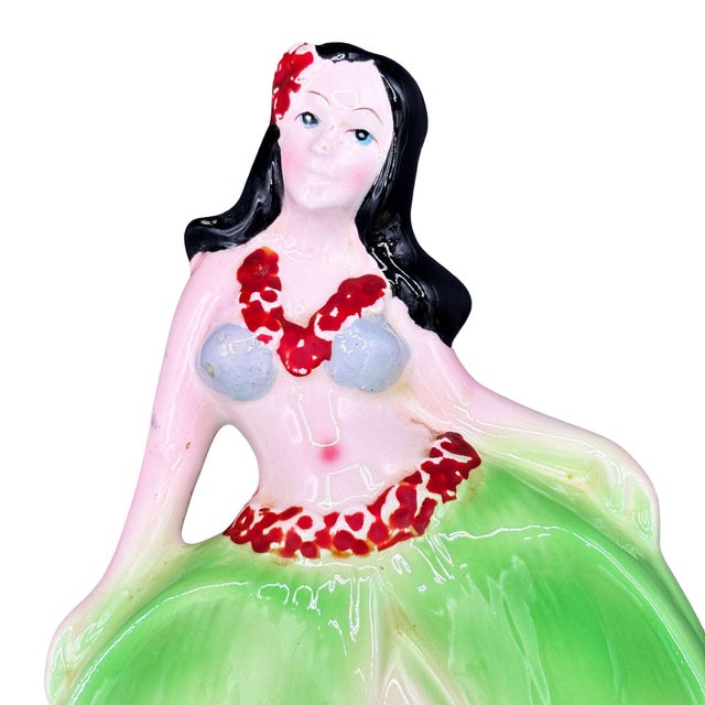 Rare 1955 Hawaiian Hula Girl in Grass Skirt Ceramic Ashtray For Sale - Image 4 of 5