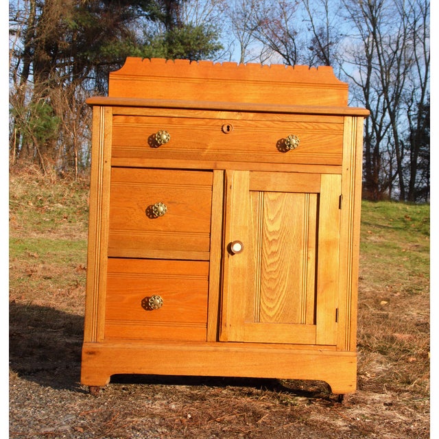 Antique Victorian Eastlake Oak Small Chest Commode Nightstand Washstand