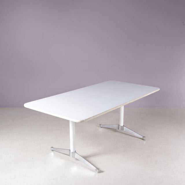 Rectangular Dining Table by Charles & Ray Eames for Herman Miller, 1960s For Sale - Image 5 of 6
