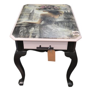 Late 20th Century Ethan Allen Accent Table With Paris Scene Decoupaged Top For Sale