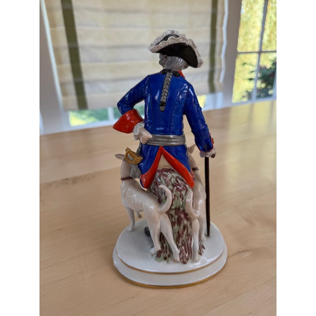 Rustic European 1910s Sitzendorf German Porcelain Figurine of King Friedrich II of Prussia For Sale - Image 3 of 5