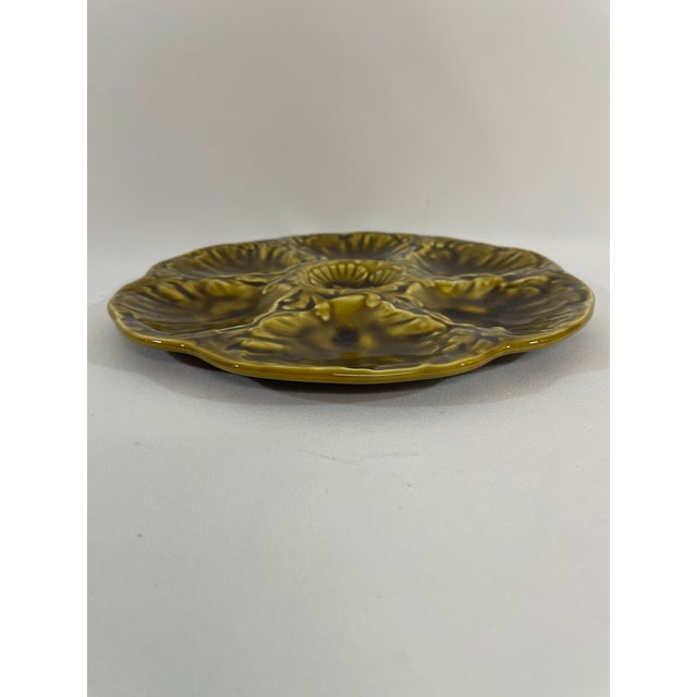 1950s 1950s French Gien Majolica Olive Green Oyster Plate For Sale - Image 5 of 15