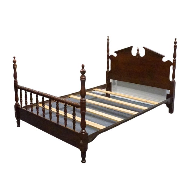 Traditional Broyhill Furniture Solid Cherry Traditional Style Queen Size Pediment Bed 6595-66 For Sale - Image 3 of 11