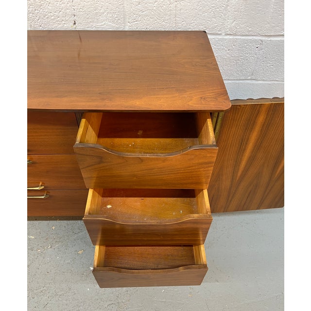 Brown Young Manufacturing Mid-Century Modern Walnut Lowboy Dresser, Attributed For Sale - Image 8 of 13