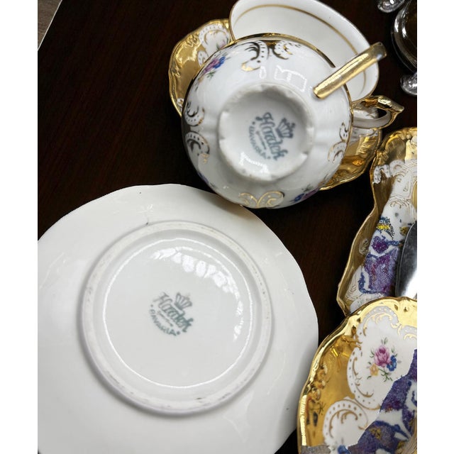 1950s German Gilded Porcelain Service with Floral Motifs for 6, 1960s, Set of 15 For Sale - Image 5 of 12