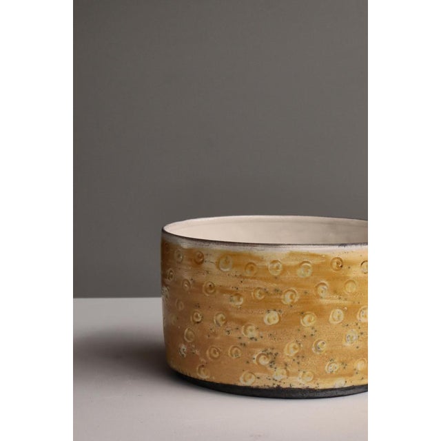 2000 - 2009 Scandinavian Modern Raku-Fired Stoneware Bowl attributed to Inger Rokkjær, 2003 For Sale - Image 5 of 15
