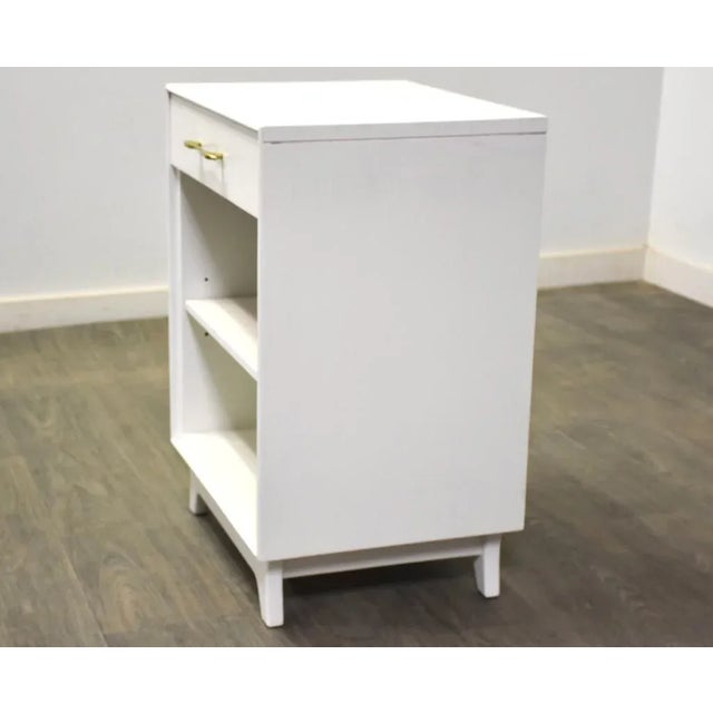 Mid-Century Modern White Nightstand by Rway For Sale - Image 3 of 7