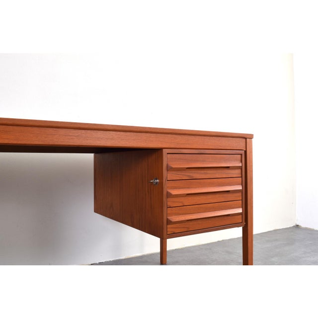 Mid-Century Teak Executive Desk by Torbjørn Afdal for Bruksbo, 1960s For Sale - Image 14 of 18