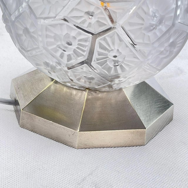 French Art Deco Table Lamp, 1930s For Sale - Image 3 of 9