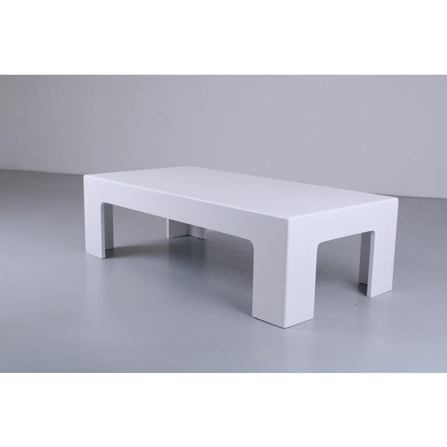 1970s Space Age White Rectangular Coffee Table from Artifort, 1970s For Sale - Image 5 of 16