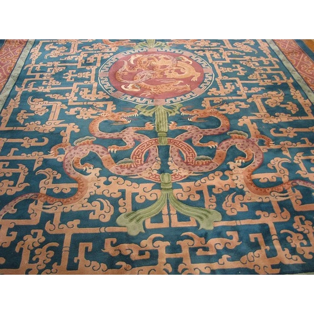 1930s Chinese Art Deco Carpet ( 10' x 14'4" - 305 x 437 ) For Sale - Image 4 of 8