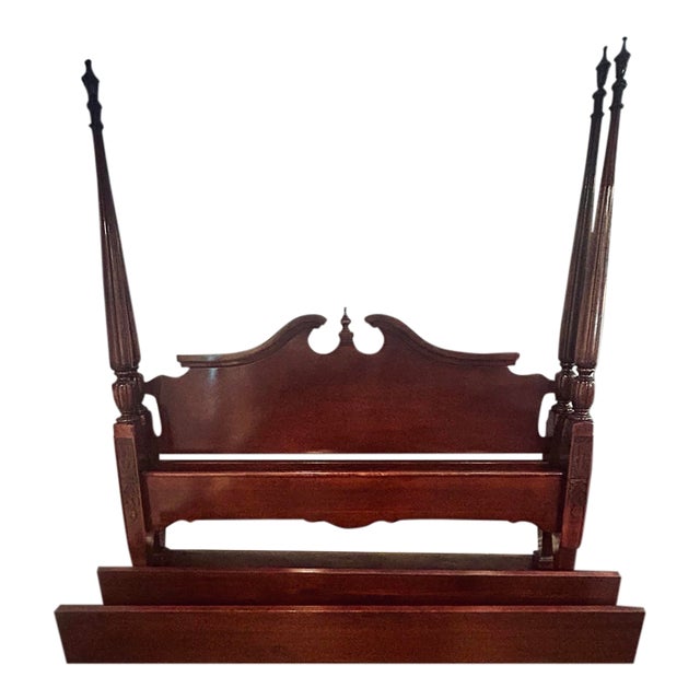 King Size Mahogany Chippendale Limited Edition 'Cochran' Four Poster Rice Bed For Sale