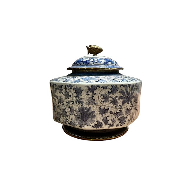 Late 20th Century Maitland-Smith Blue and White Octagonal Jar With Brass Fish Lid For Sale - Image 10 of 10
