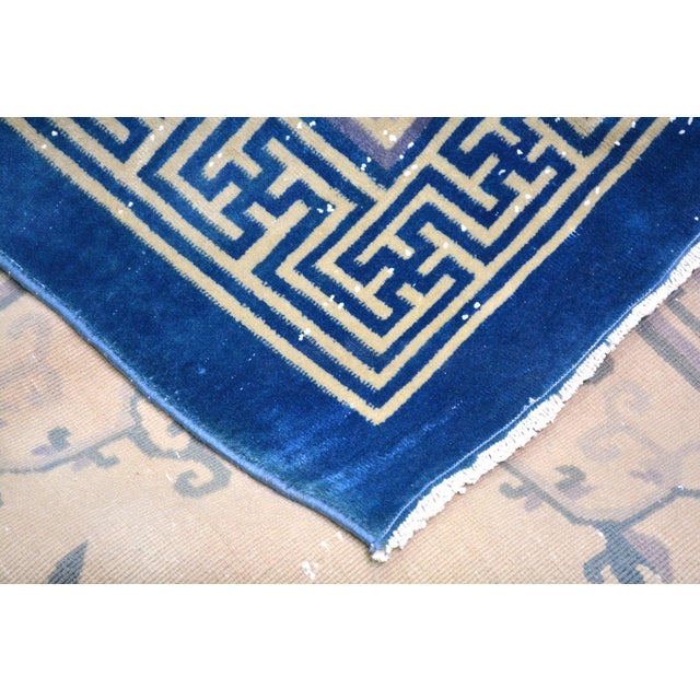 1950s 1950s New Chinese Art Deco Hand Knotted Wool Rug, 8'7x11'3 For Sale - Image 5 of 7
