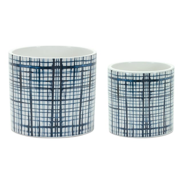 Criss Cross Pattern Planter (Set of 2) For Sale