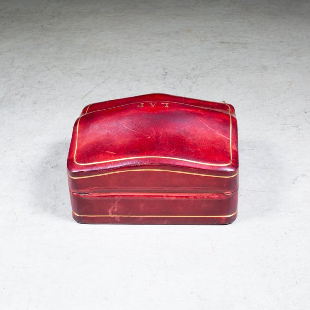 Mid-Century Italian Mongrammed Humpback Calfskin Trinket Box c.1960 For Sale - Image 4 of 8