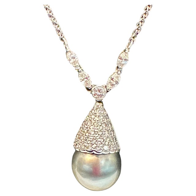 14 mm Black Round Tahitian Pearl & 2 Ct Diamond 14 Kt Gold Pendant /Necklace For Sale - Image 10 of 18