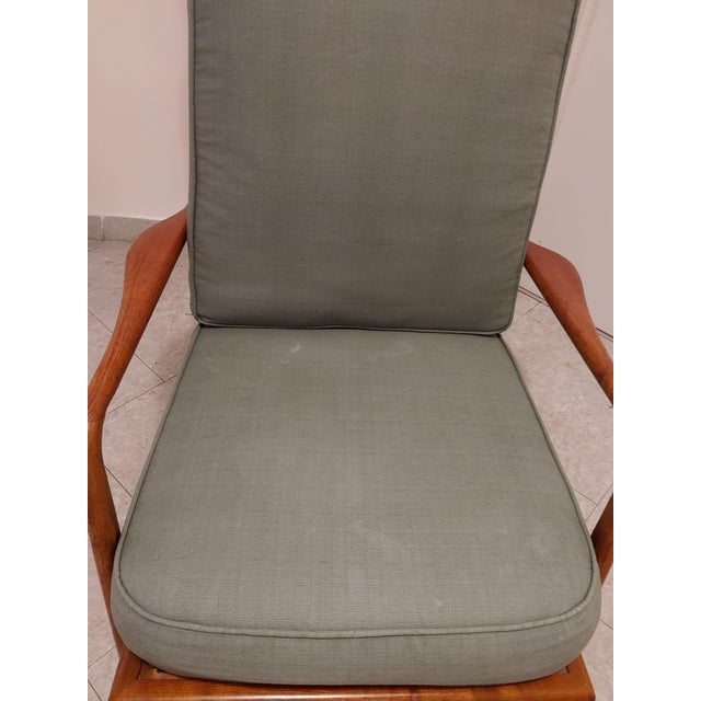 Here's a wonderful MCM lounge chair by American designer Mel Smilow. This is for a high back version, which is less common...