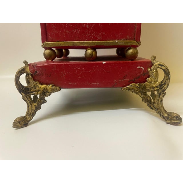Vintage 1940s Hollywood Regency Red & Gold Toleware Cachepot Planter – Louis XV Style For Sale In Boston - Image 6 of 7