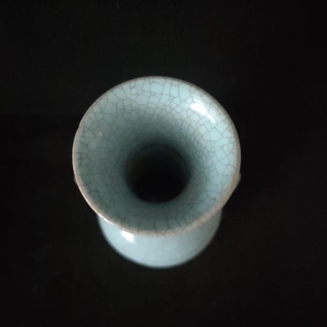 Early 20th Century Chinese Ceramic Vase,Guan Ware Crackle Glaze Celadon Glaze Porcelain Double Ears Vase For Sale - Image 5 of 10