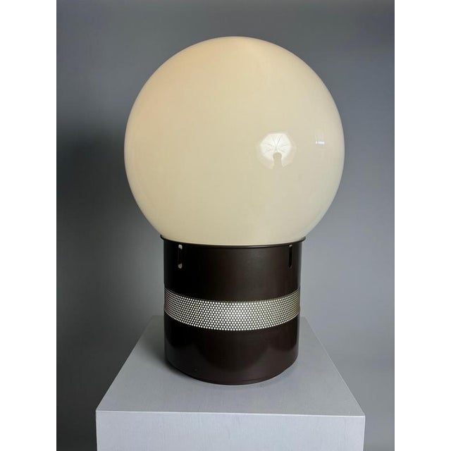 Mezzo Oracle Table Lamp in Brass, Metal, and Glass by Gae Aulenti for Artemide, Italy, 1969 For Sale - Image 6 of 12