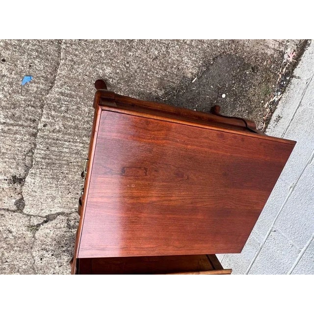 Late 20th Century Hammary Furniture Pair of Queen Anne Style Solid Cherry Side End Tables For Sale - Image 11 of 11