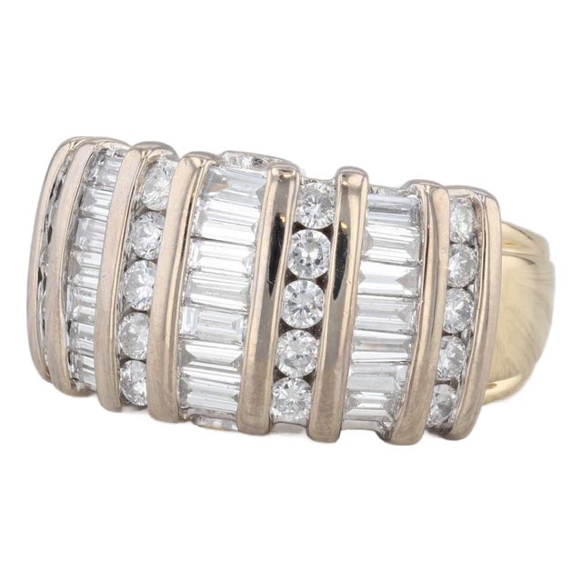 1.34ctw Baguette Diamond Ring 18k Yellow Gold Size 5.25-5.5 For Sale