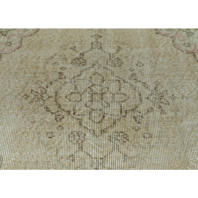 Turkish Vintage Rug 4'9" x 12'10" #20776 For Sale - Image 4 of 8