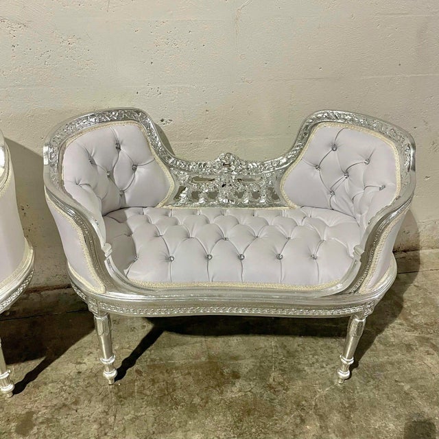 Feel like royalty with this exquisite French-style tufted bench. Upholstered in luxurious white leather, it features...