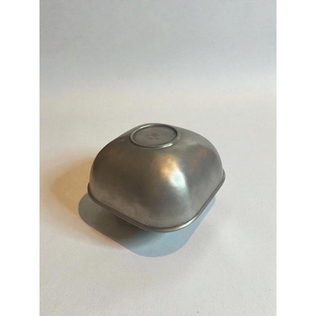 Metal Swedish Modern Pewter Bowl attributed to Edvin Ollers for Schreuder & Olsson, 1938 For Sale - Image 7 of 10