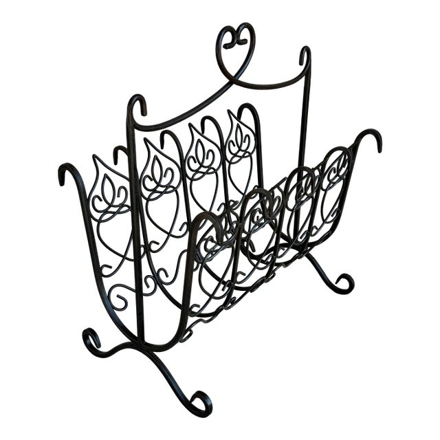 Late 20th Century Black Wrought Iron Heart & Scroll Detailed Magazine Rack For Sale