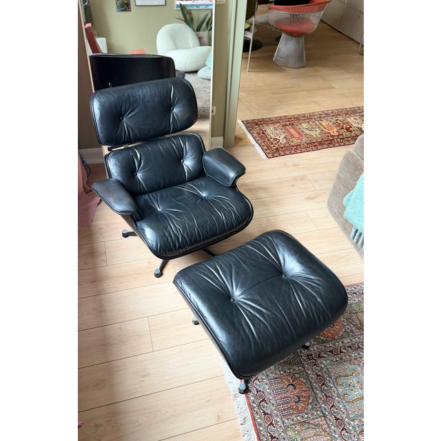 1970s Set of Eames Lounge Chair and Ottoman by Charles & Ray Eames for Vitra, 1970s For Sale - Image 5 of 14