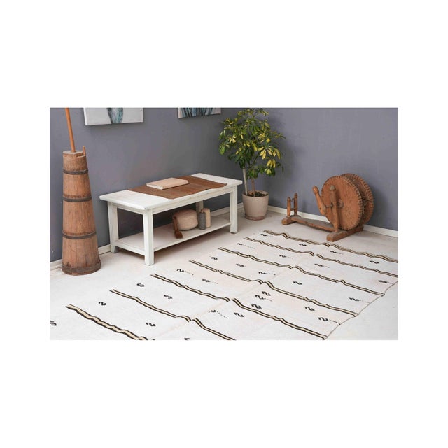 1960s Striped Vintage Turkish Hemp Kilim Rug - 5`0" X 9`0" For Sale - Image 5 of 6