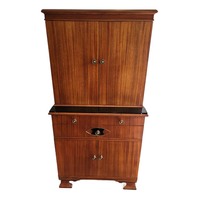 Antique Art Deco 1936 Hamilton Optician Medical Cabinet American Mahogany( Cocktail Bar) For Sale