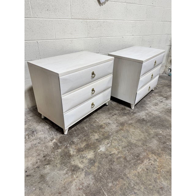 Hollywood Regency Vintage Red Lion Dorothy Draper Styler 3 Drawer Chests - A Pair For Sale - Image 3 of 12